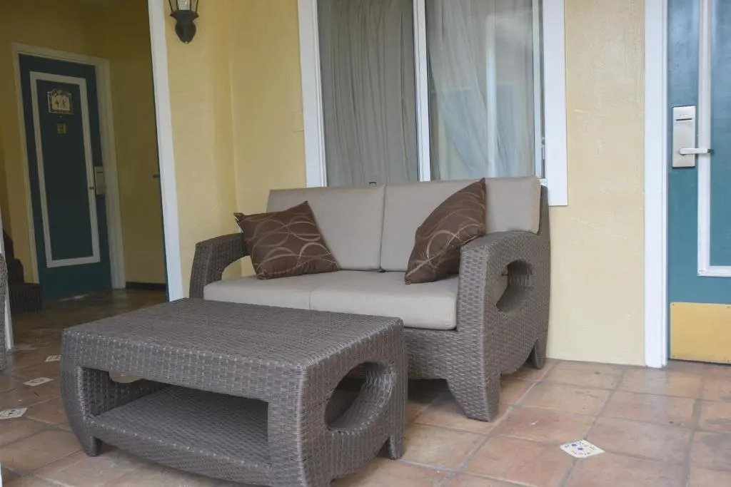 Oasis Inn and Suites