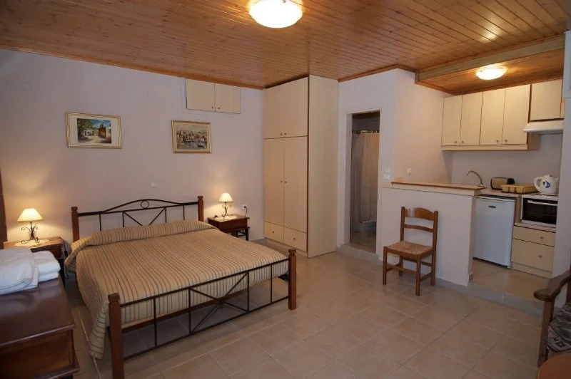 Makis Apartments