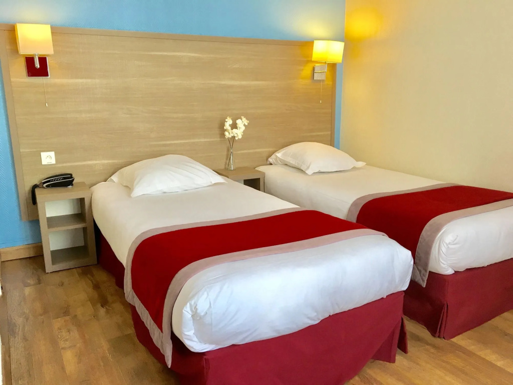 Amadeus Hotel