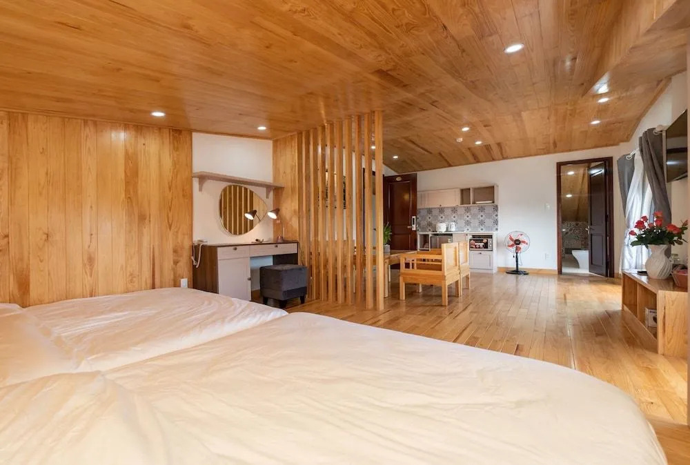N Queen Apartment Hotel