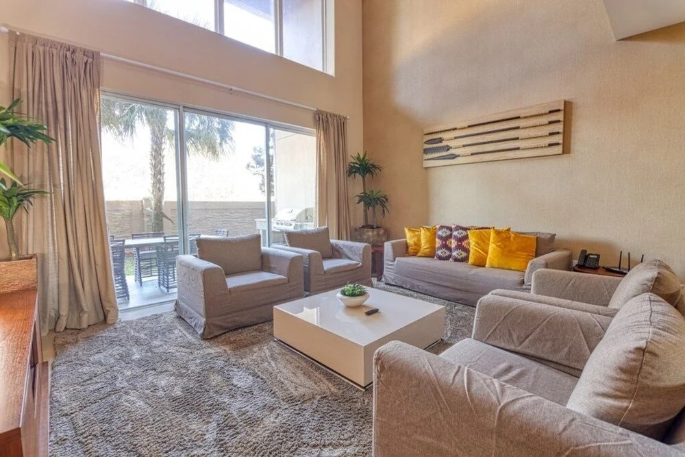 The Magic Townhouse 3 Bedroom Townhouse by Redawning