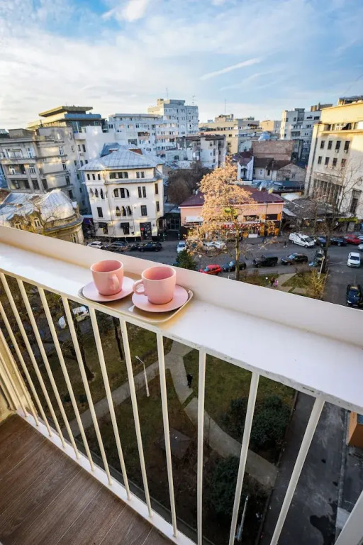 Wabi Sabi - One Bedroom - Romana Square