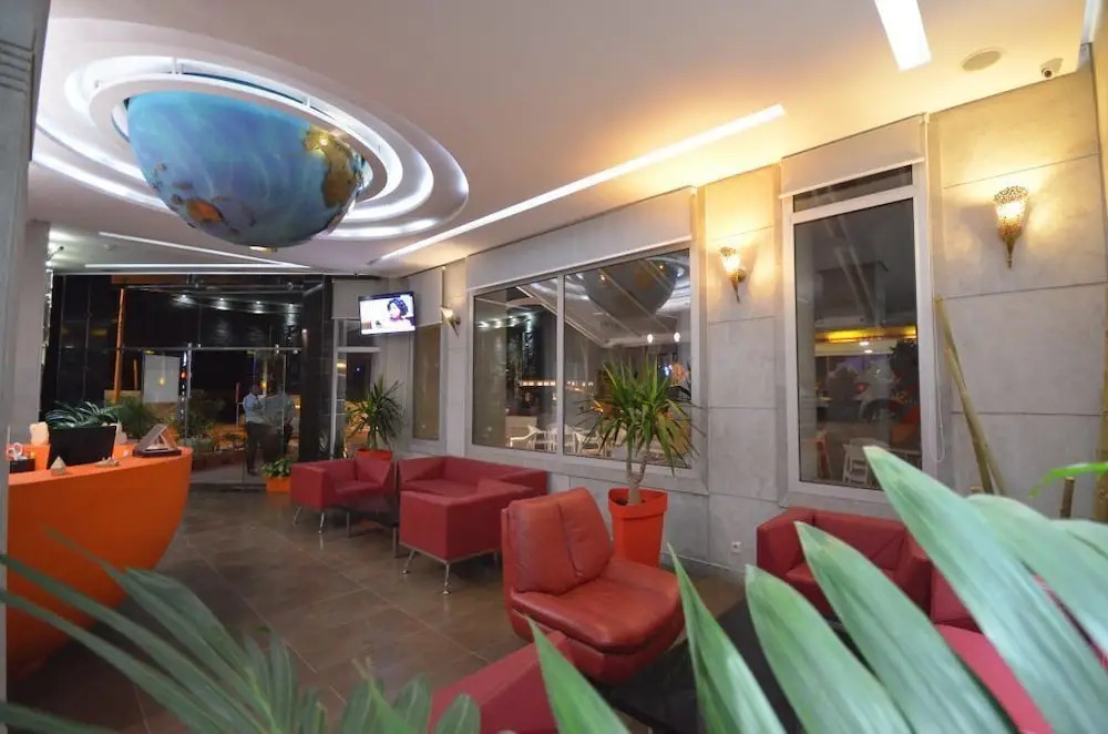 APPARTEMENTS HOTEL PYRAMIDES