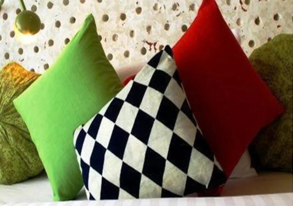 Mo rooms