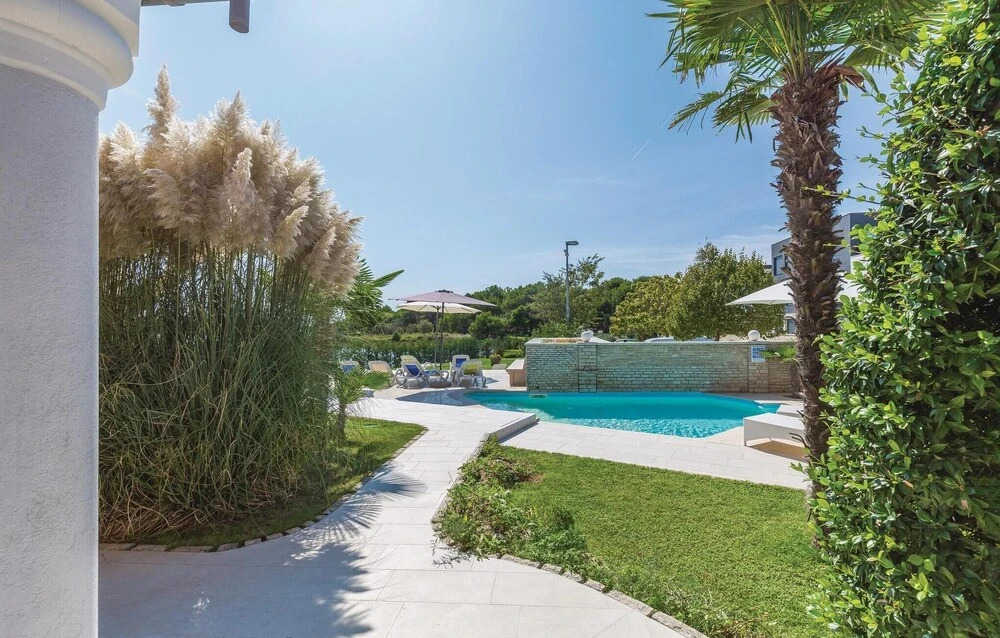 Amazing Home in Medulin With Wifi and 2 Bedrooms