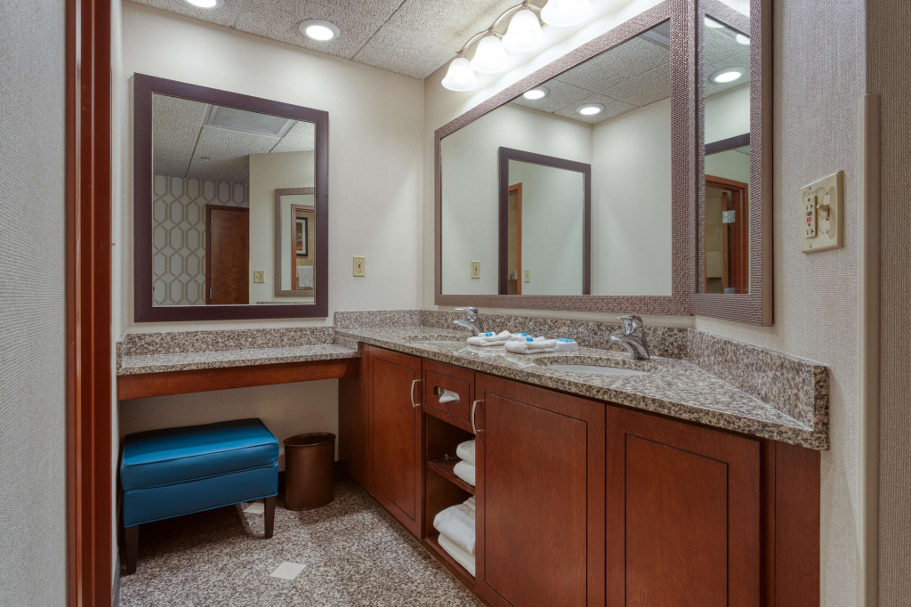 Drury Plaza Hotel St. Louis Chesterfield