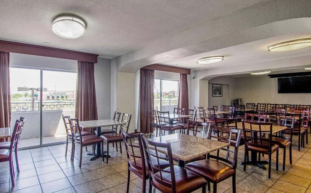 Quality Inn & Suites Denver Stapleton