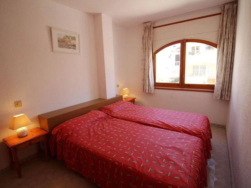 Apartment in Empuriabrava, 400 meters from the beach, sleeps 6 people