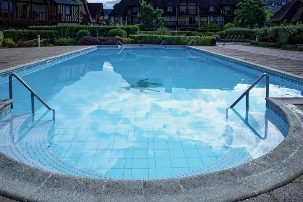 CMG - Appartement en résidence - Piscine et Tennis - 1