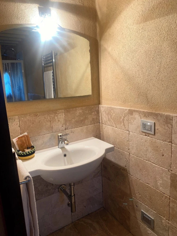 Room in B&B - Sottotono Agriturismo With Swimming Pool on Florence Surrounded by Greenery