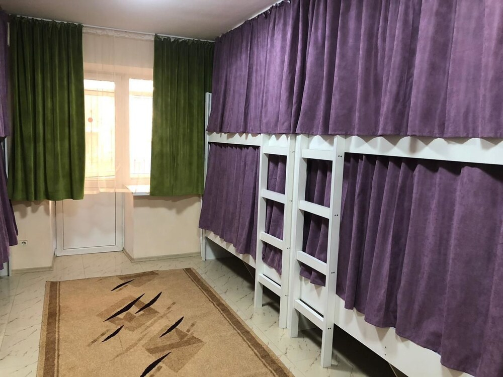 Elite Hostel