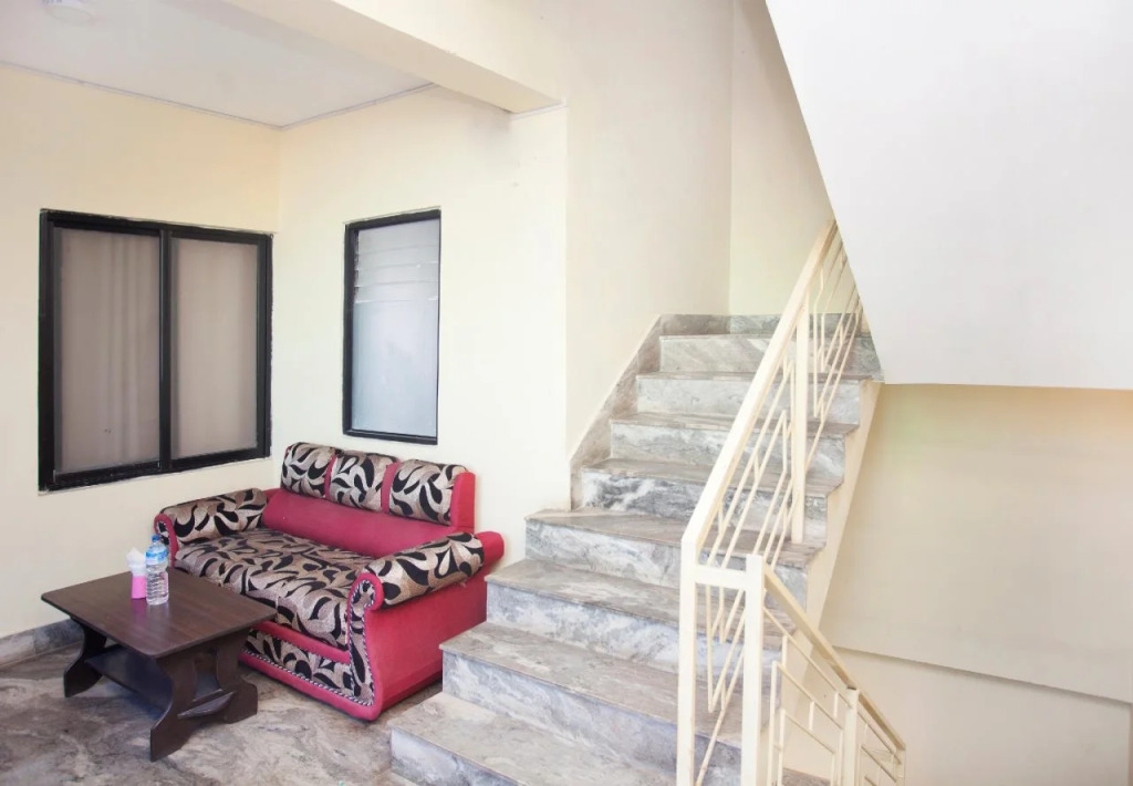 Hotel Kusum Kohinoore By OYO Rooms