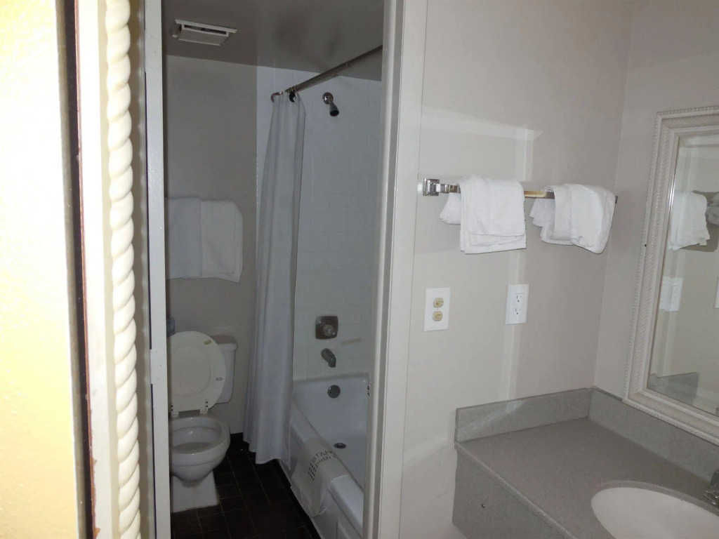 Budget Inn