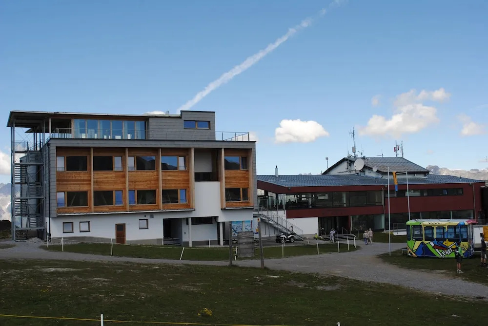 Venet Gipfelhütte