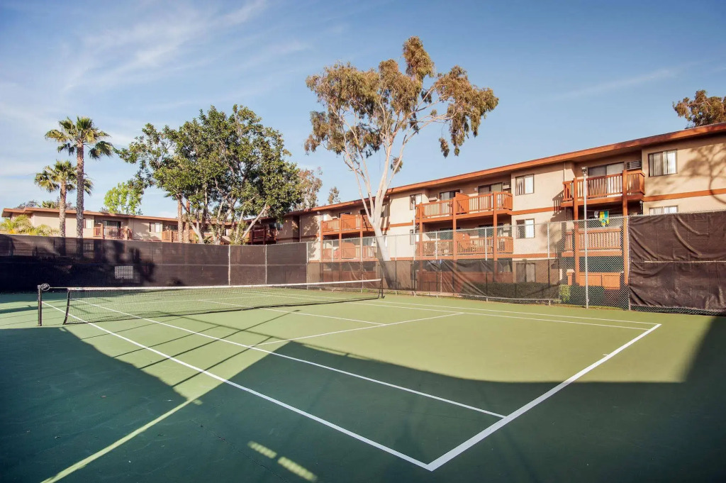 Sunshine Suites at Mid-City