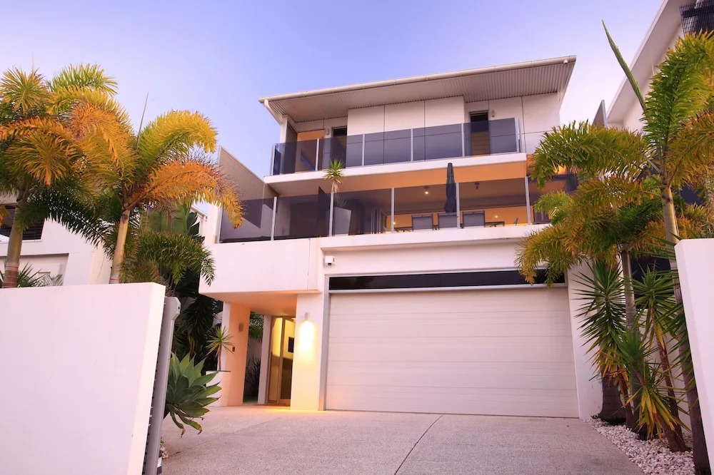 Alex Beach House