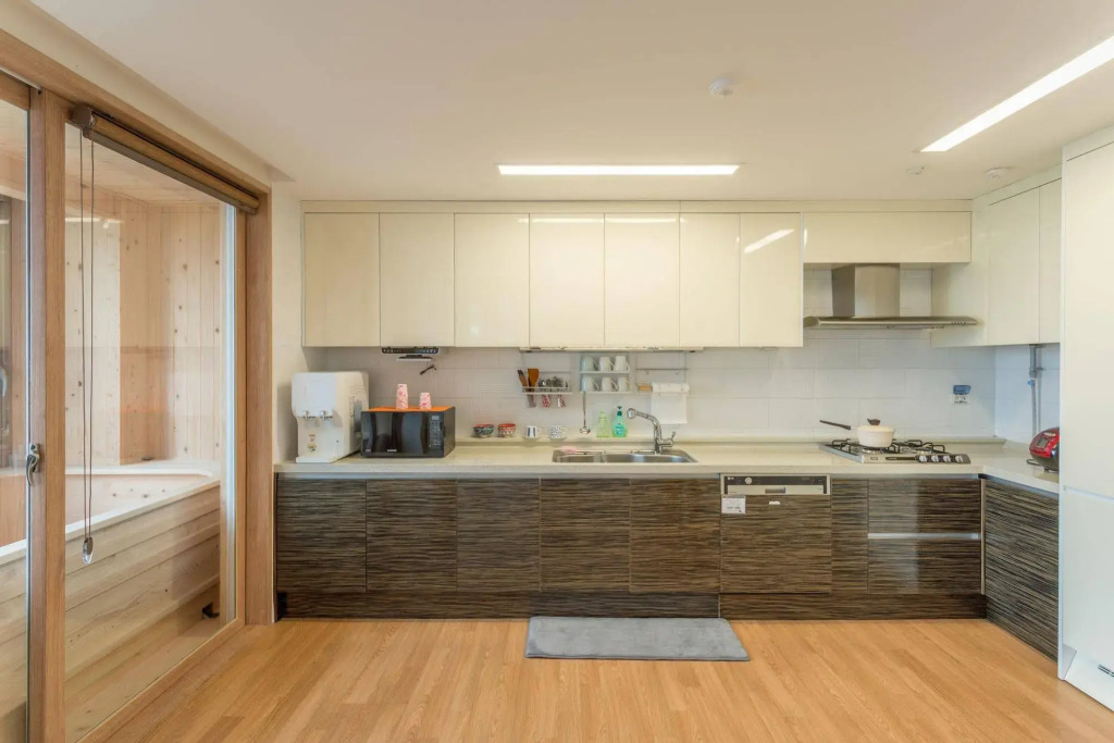 Mono House Busan Songdo Beach