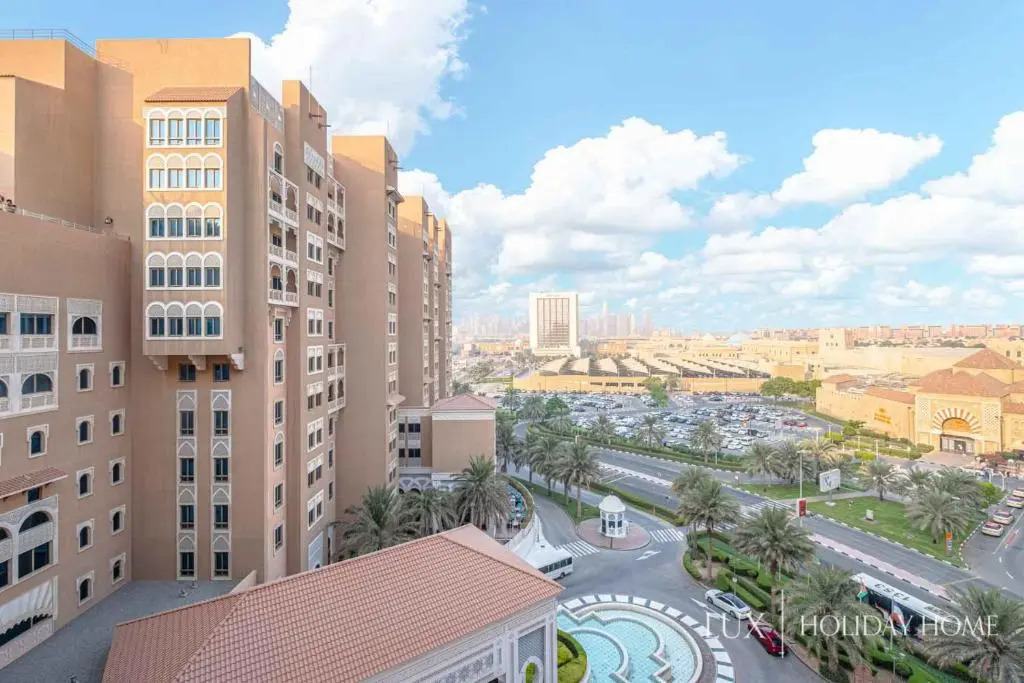 LUX - IBN Battuta Residence