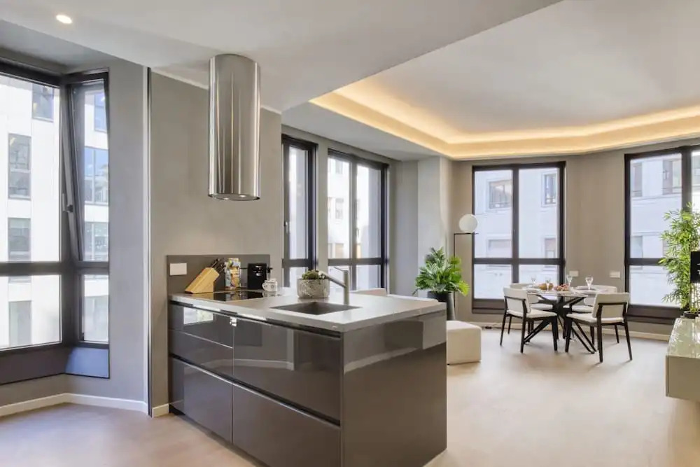 Central Tower S Babila - Elegant 2bdr With Rooftop Terrace