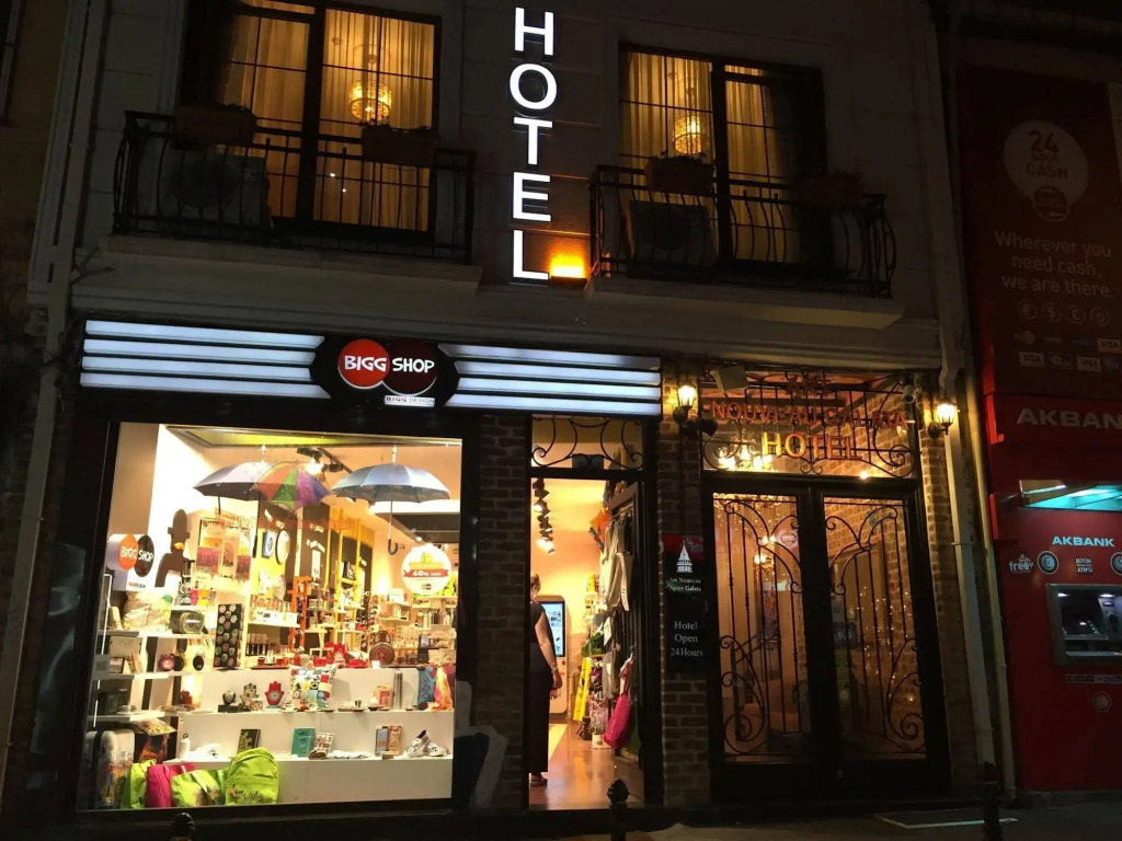 Art Nouveau Galata