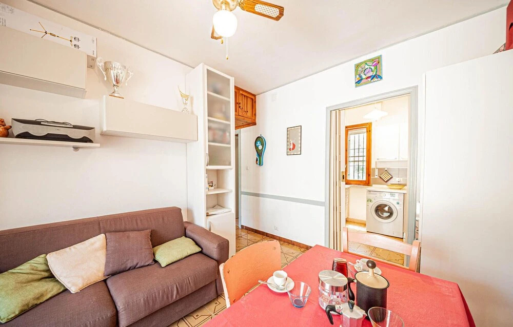 Beautiful Apartment in Platamona With Outdoor Swimming Pool and 2 Bedrooms