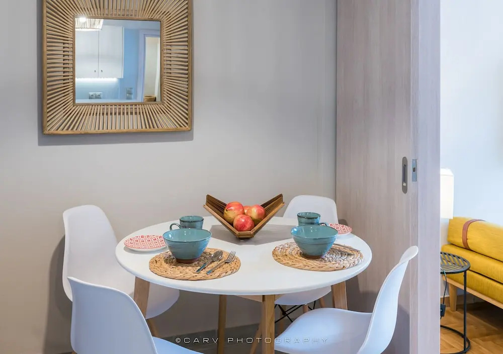Brand new apartment touching Acropolis