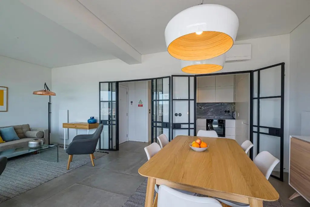 Nomad's 2Bed Riverside Lisbon