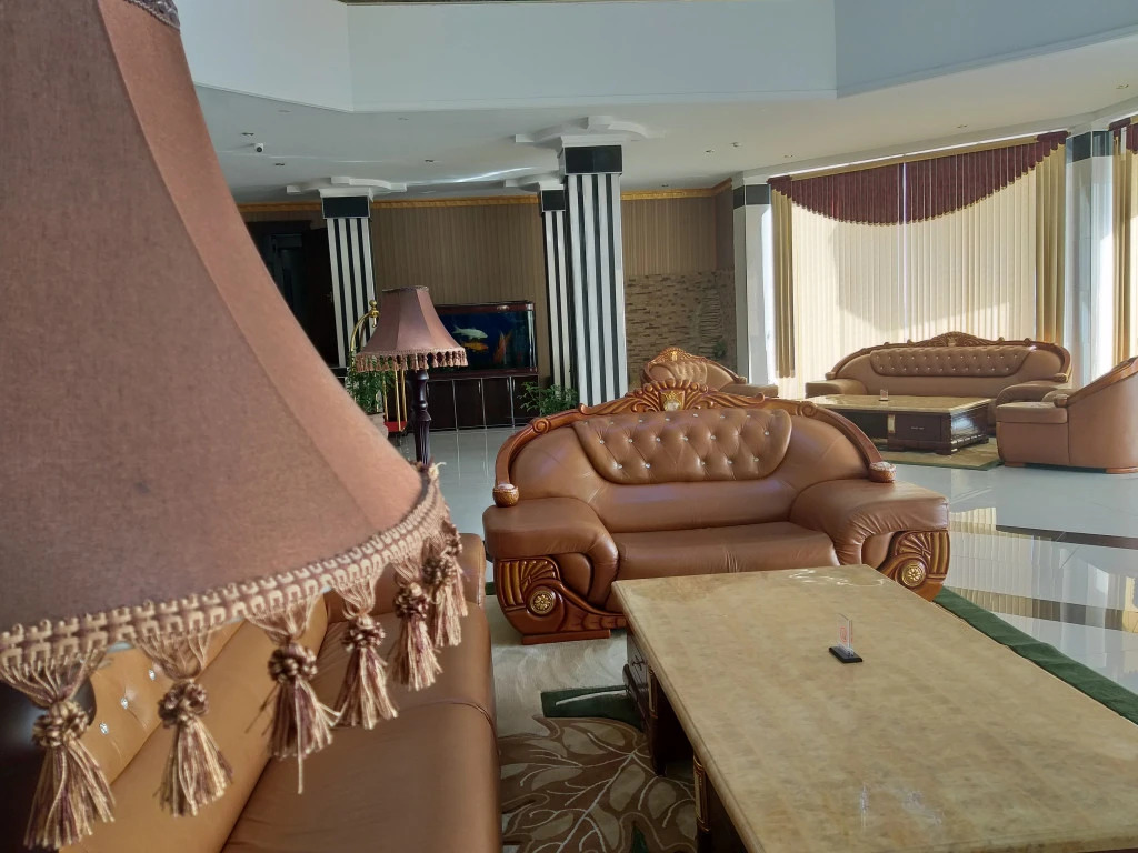 Zarafshan Grand Hotel FIEZ
