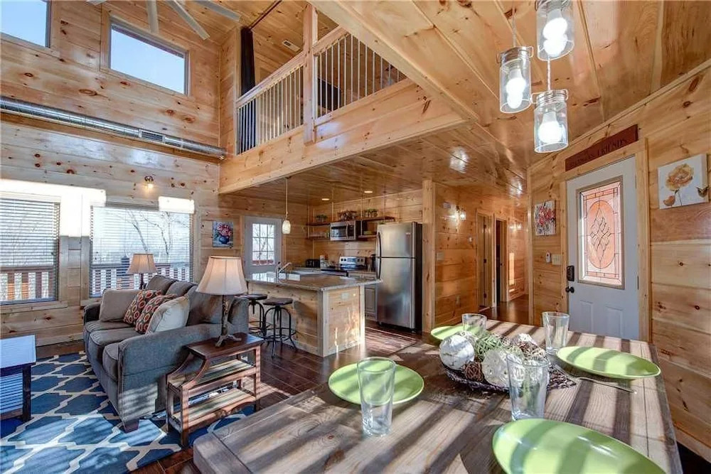 Splash of Moonshine - Two Bedroom Cabin