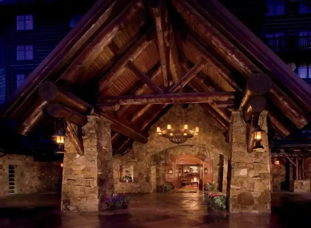 Bachelor Gulch Ritz-carlton Hotel Room With Ski in, Ski out Access, Hot Tub, and Full Service Spa