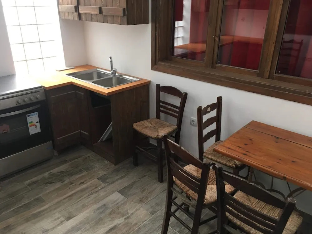 Tithora Athens Hostel