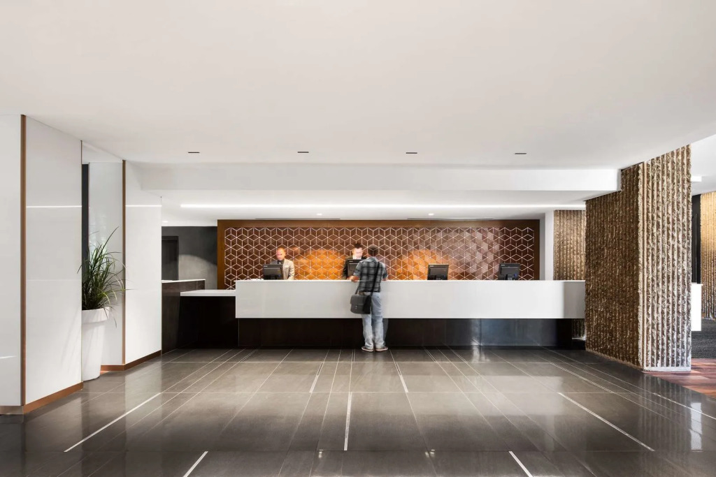 Hotel Bonaventure Montreal