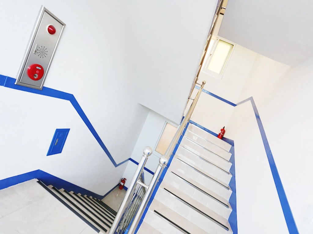 James Blue Hostel