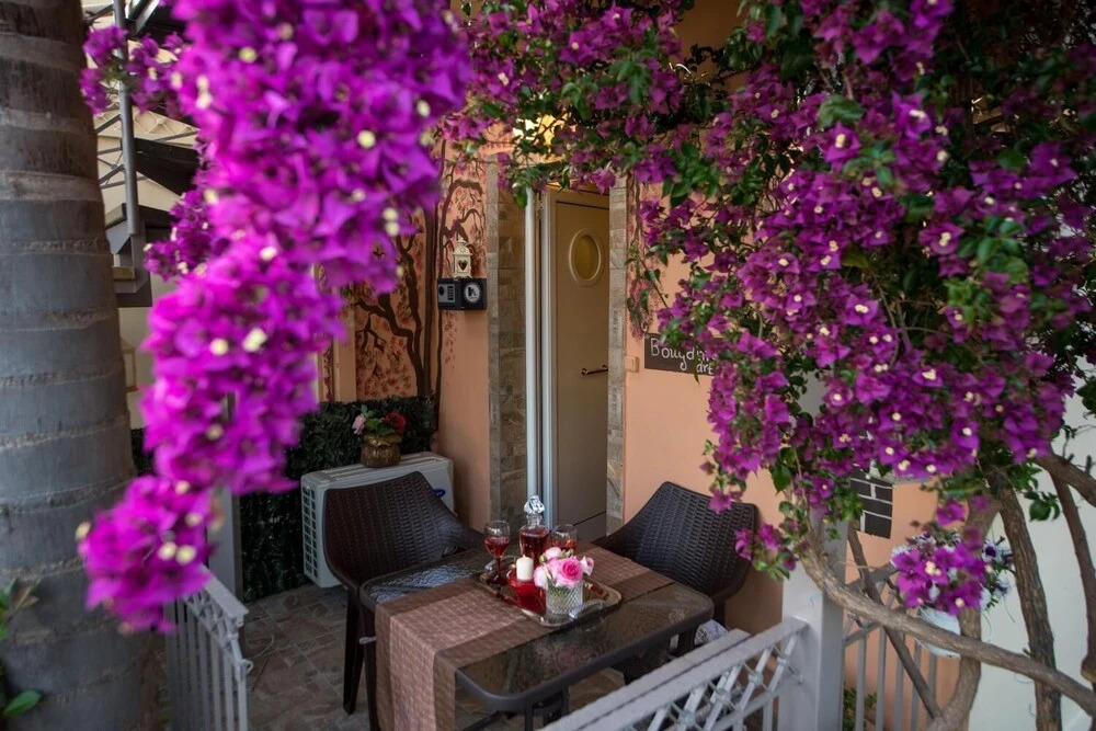 Bougainvillea Garden Retreat, Fully Equipped