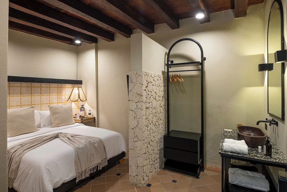 Privado Designer Boutique Hotel