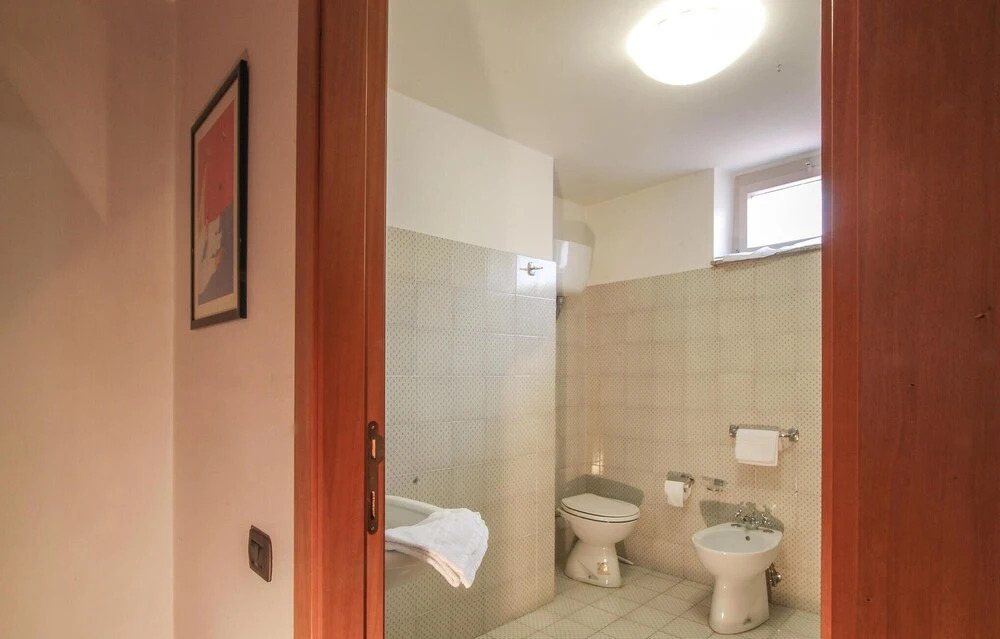 Amazing Home in Civitanova Marche With Internet and 3 Bedrooms