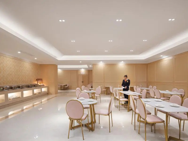 Vienna Hotel Shanghai Hongqiao Hub National Exhibition Center Huqingping Road
