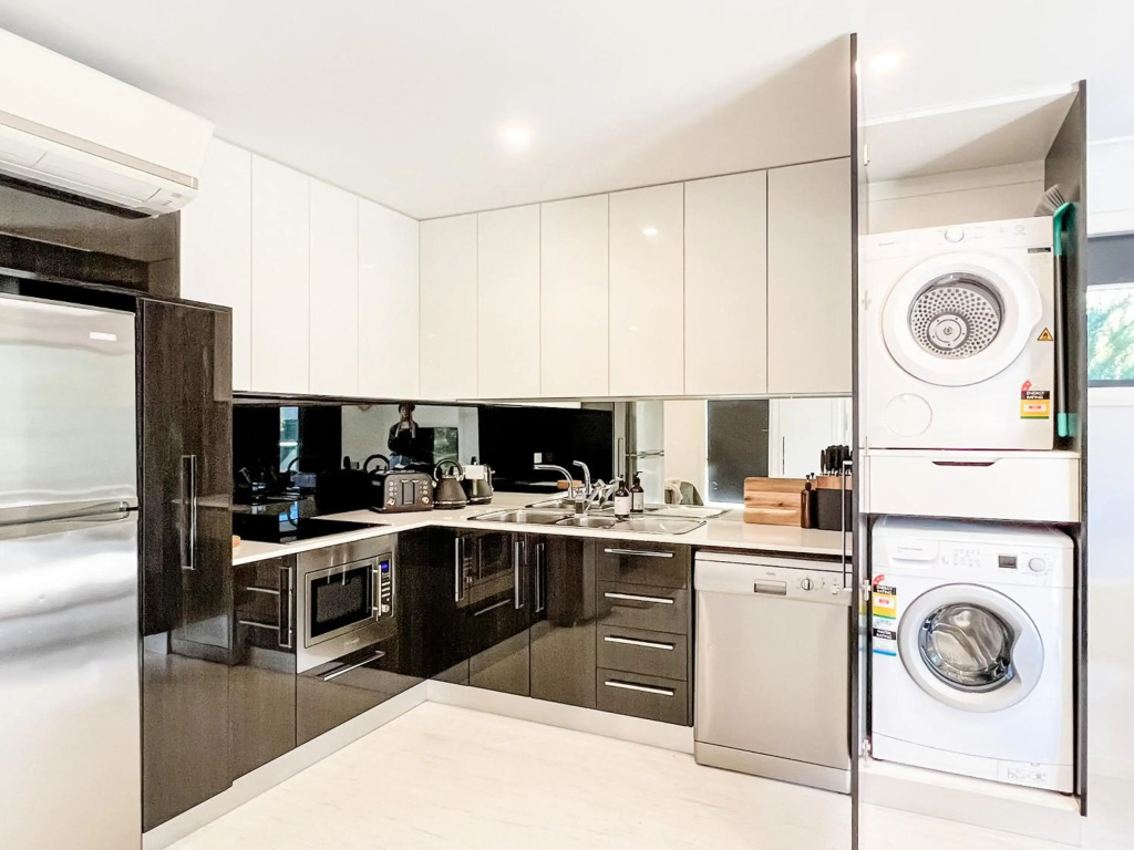 Hamilton House - Snowy Mountain Luxury Villas