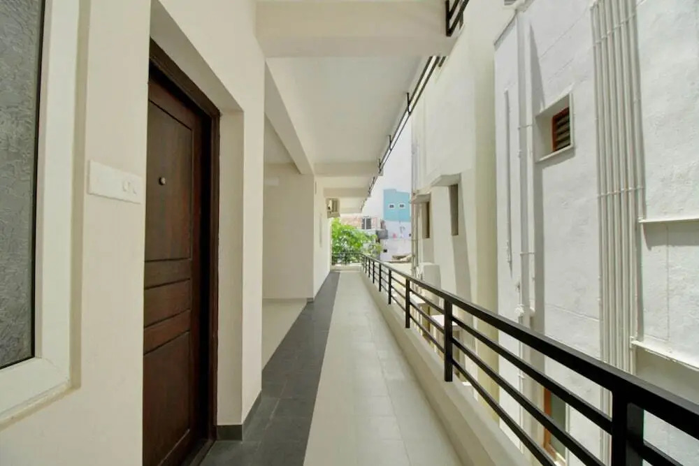 Hotel H2B By OYO Rooms