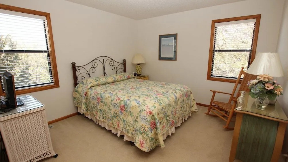 Sea Escape - 4 Br Home