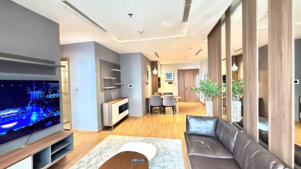 Vinhomes Metropolish Apartment Center Hanoi