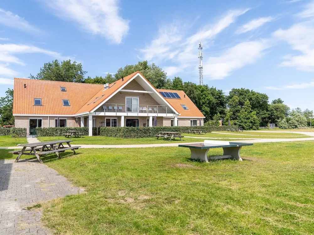 Group Apartment on Ameland by De Vleijen
