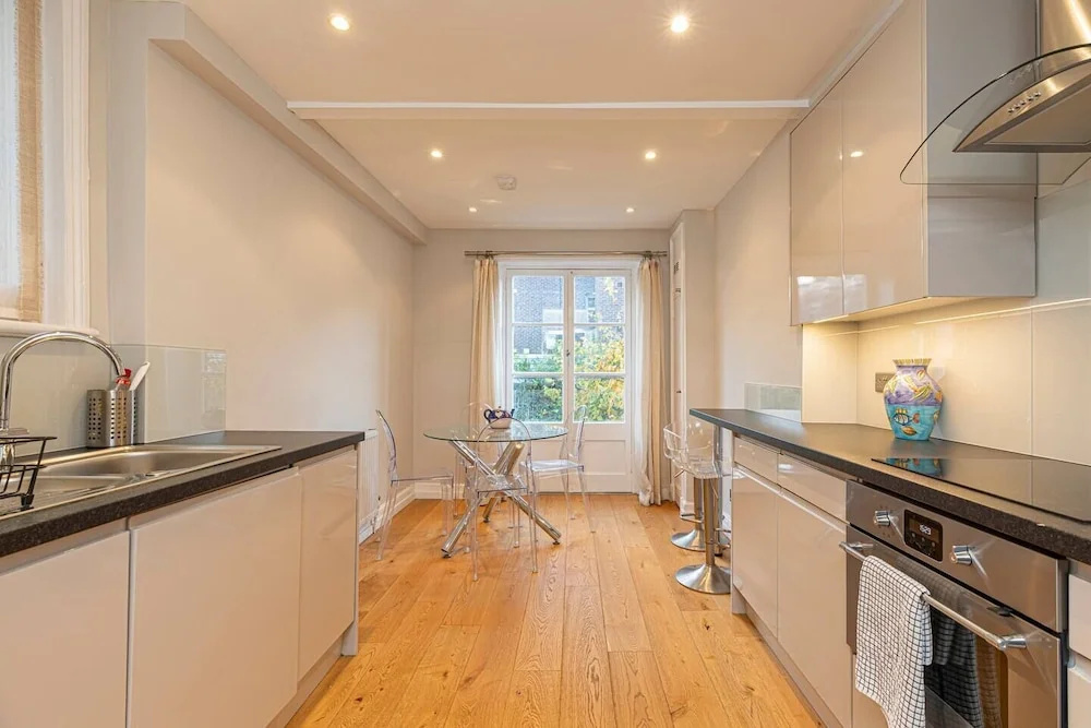 Elegant 1-bed flat at the heart of Kensington