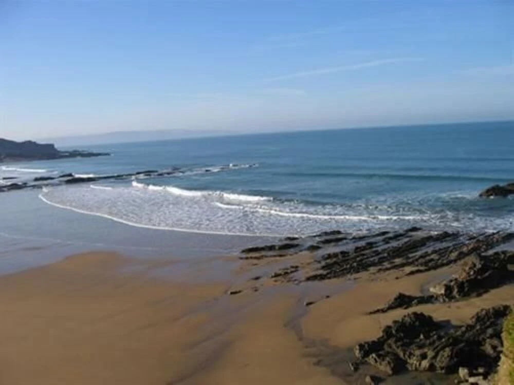 The Cliff Hotel