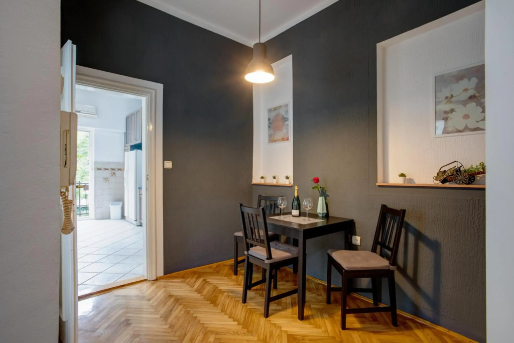 Dora apartment