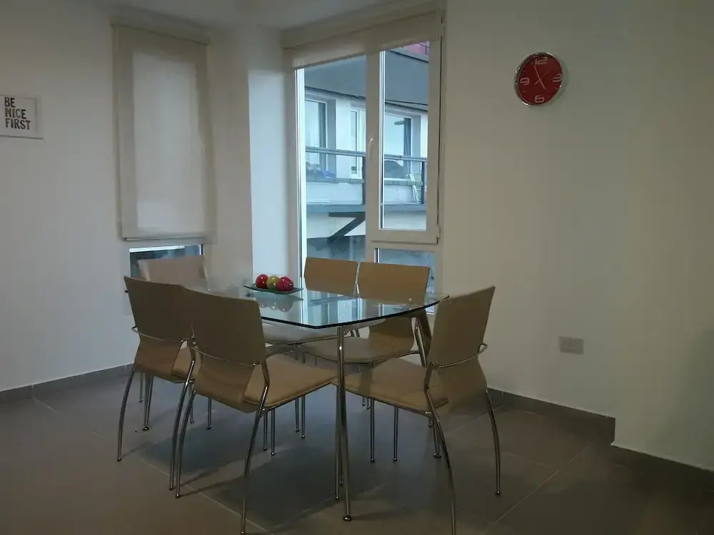 Ushuaia Flat III