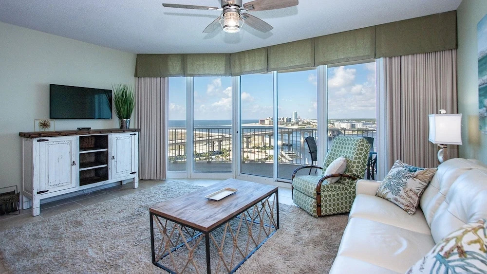 Crb1201 2 Bedroom Condo