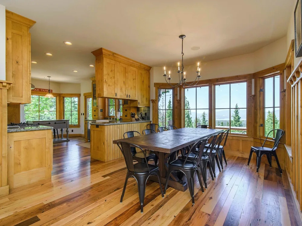 11322 Somerset Drive Home 4 Bedrooms 3 Bathrooms Home