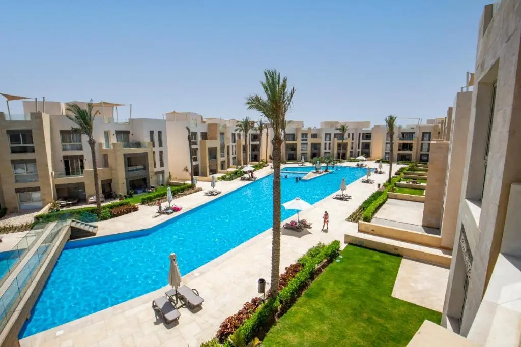 3BR Rooftop, Pool & Beach & Nanny Room in Mangroovy El Gouna
