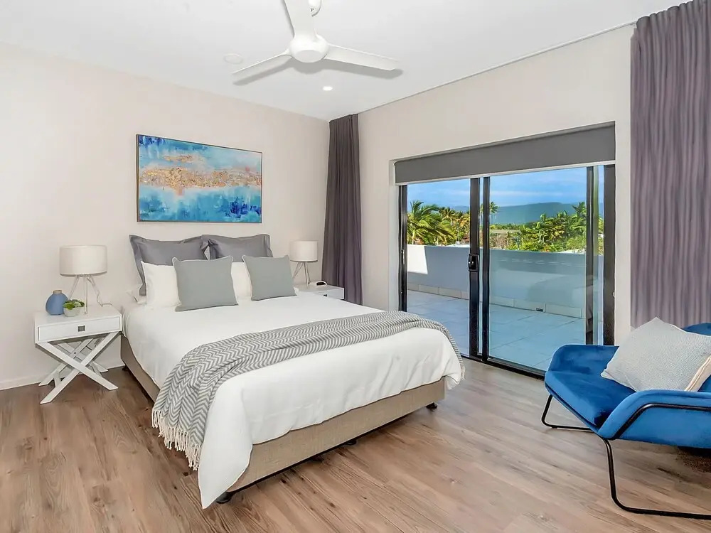 Superior Luxury Apartment in the City Life on Lake 19
